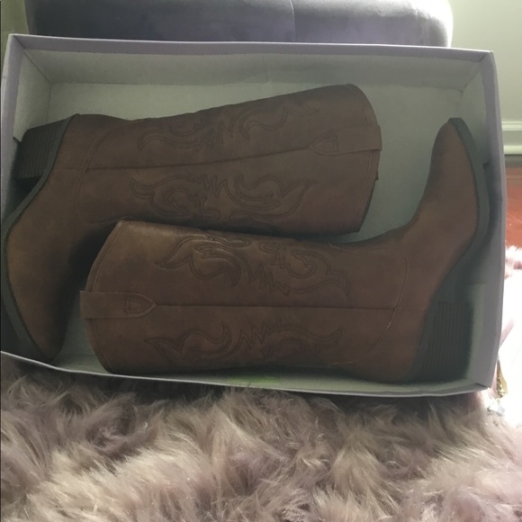 Madden Girl Shoes - Beautiful Madden Girl Cowgirl Boots